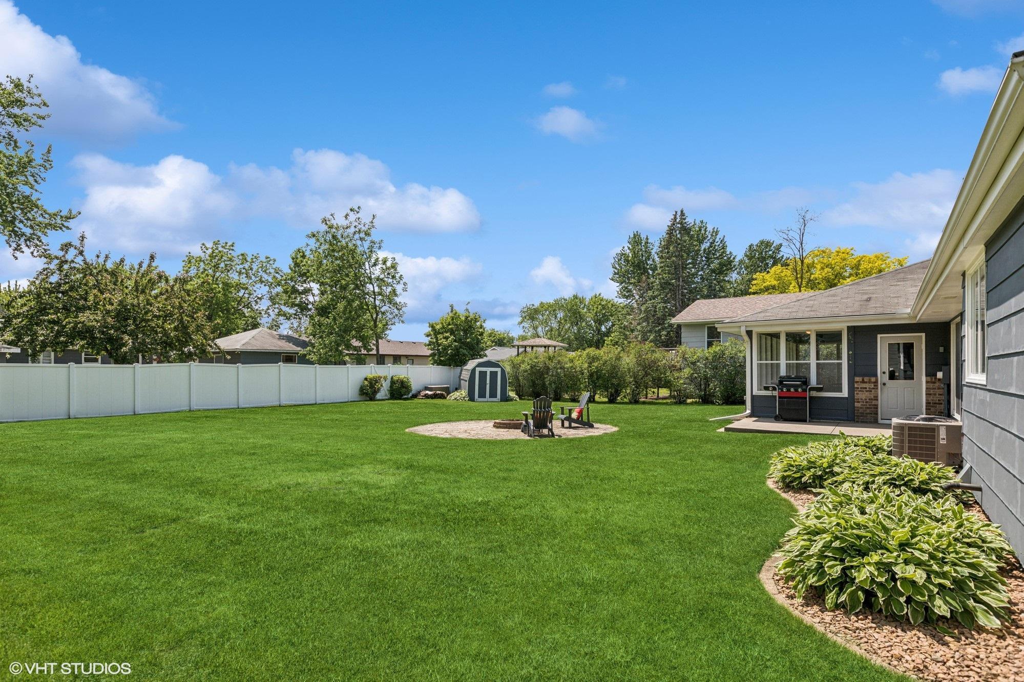 3350 Upper 147th Street W