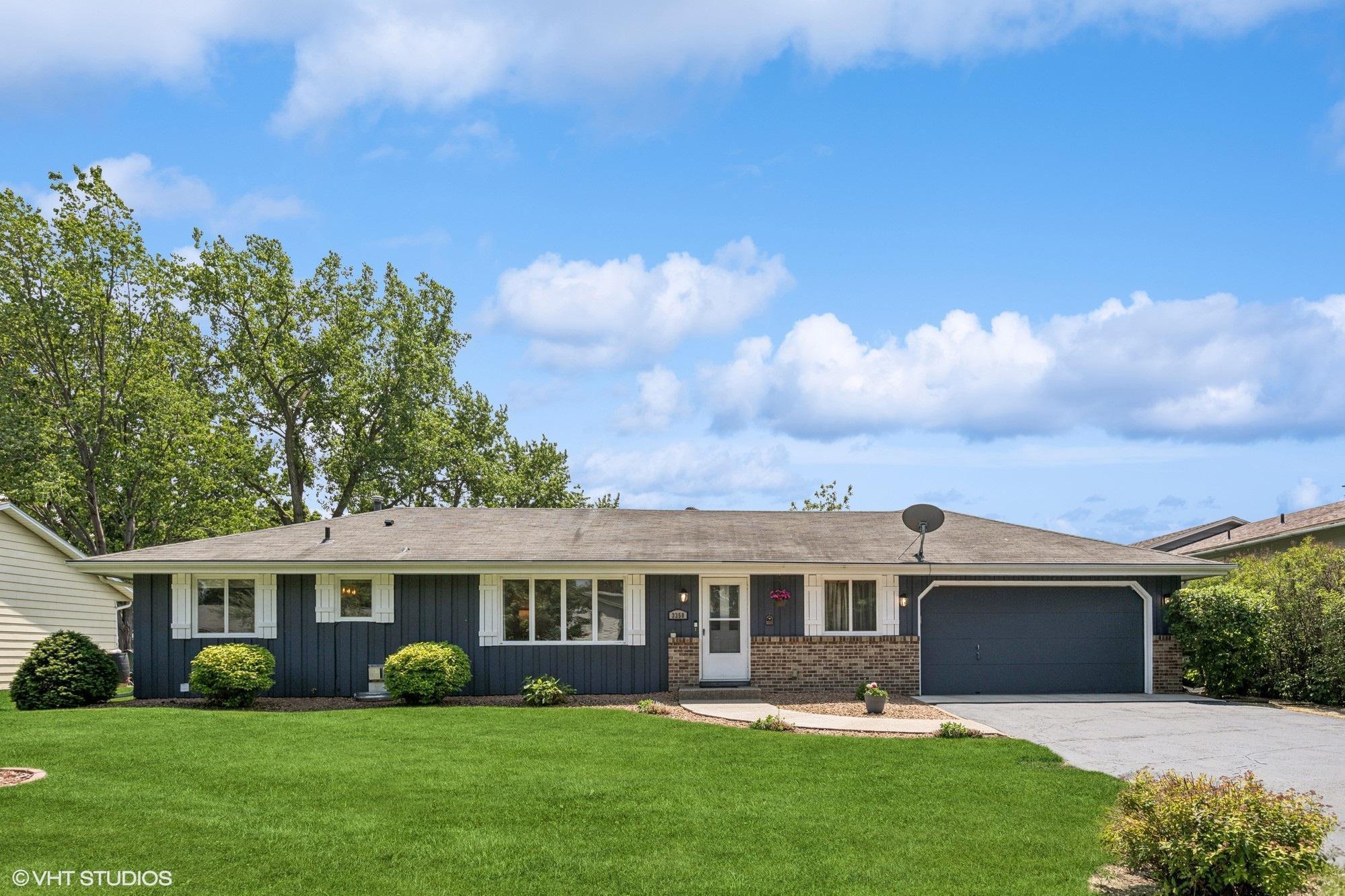 3350 Upper 147th Street W
