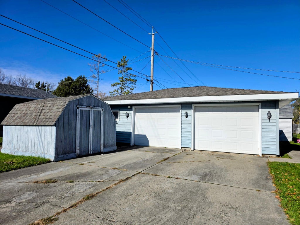 Photo of 1320 1st Avenue E, International Falls, MN 56649 (MLS # 7160601)