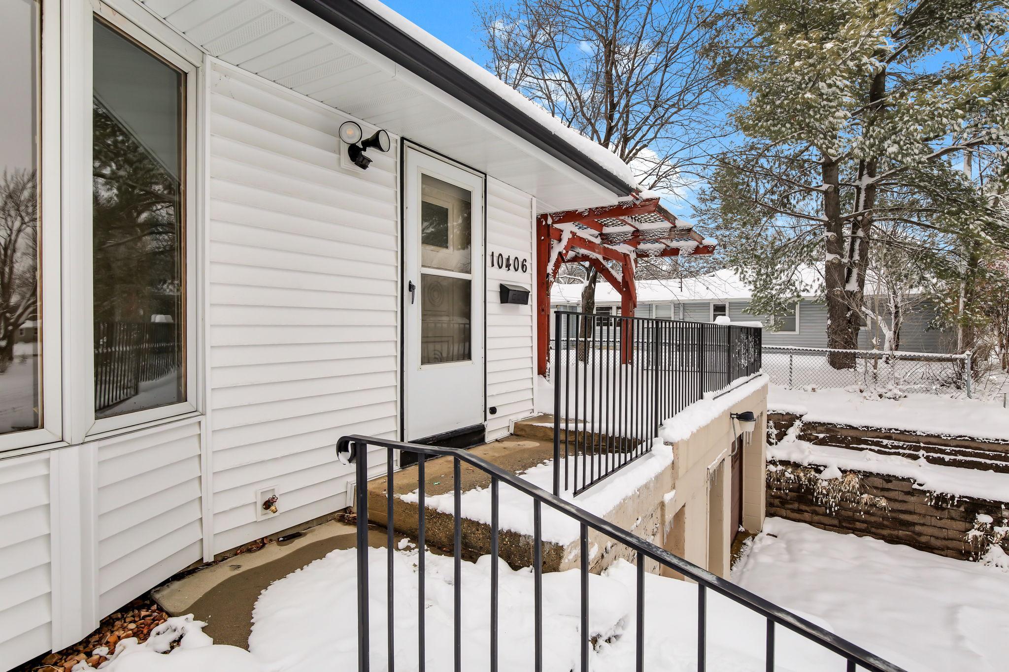 10406 Harriet Avenue S