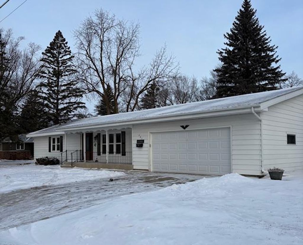Photo of 407 Eichelberger Avenue, Montevideo, MN 56265 (MLS # 7011163)