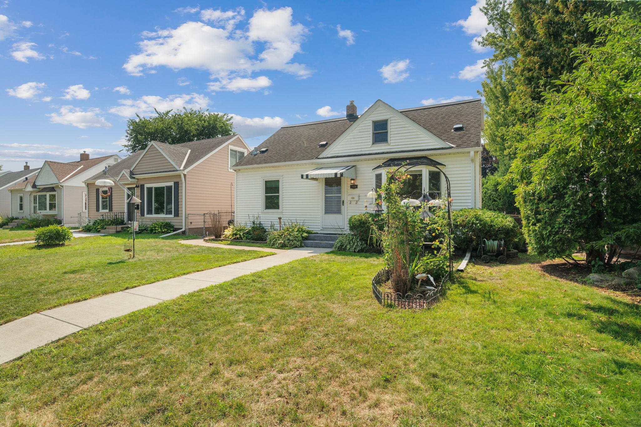 2030 Magoffin Avenue