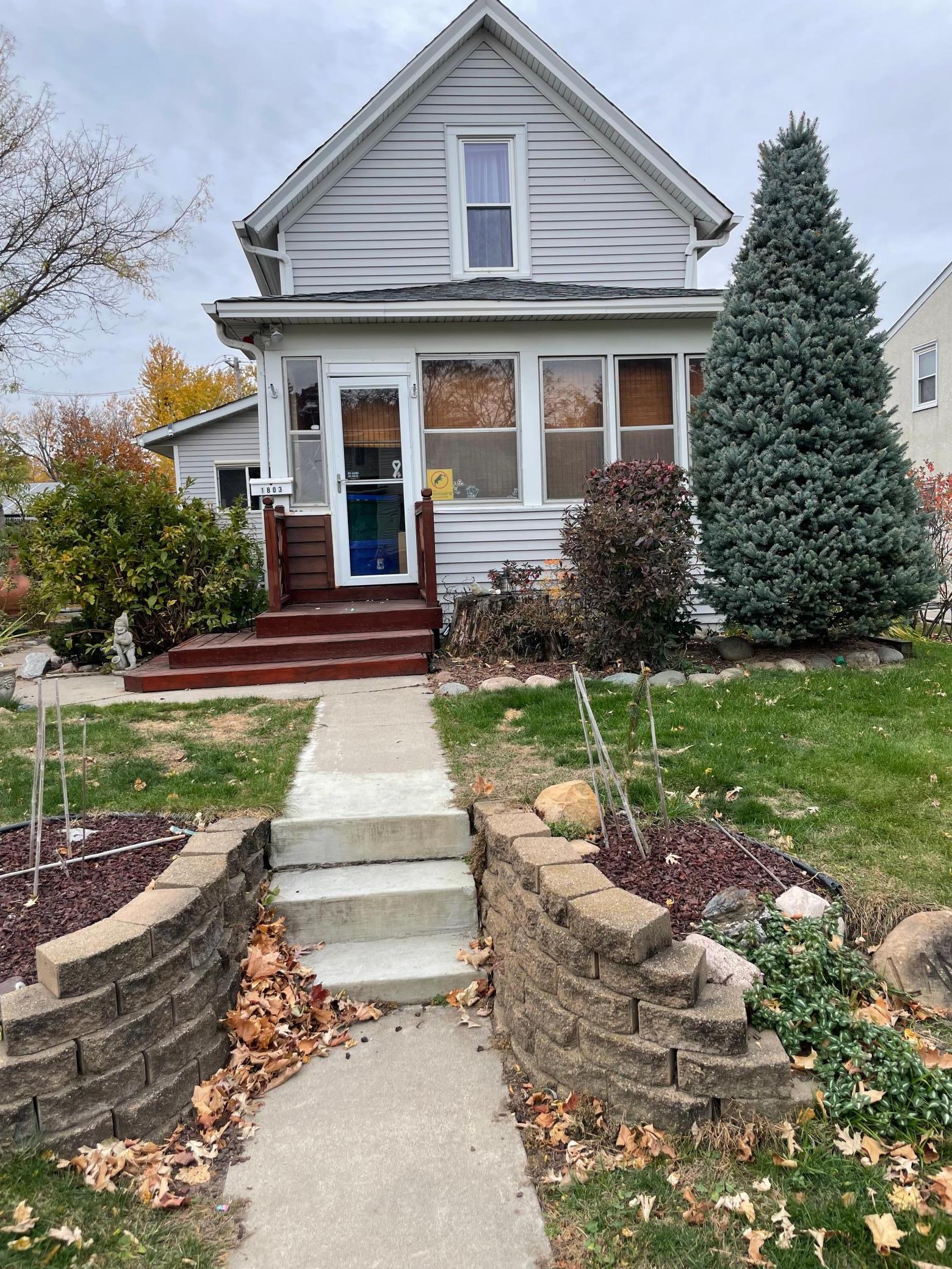 1803 Eustis Street