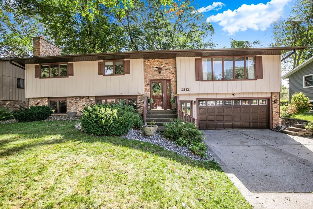 Photo of 2112 14th Street S, Saint Cloud, MN 56301 (MLS # 6823158)