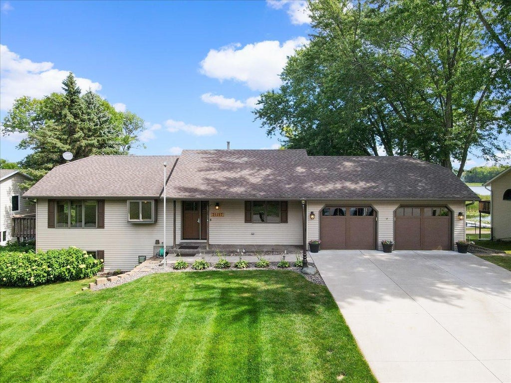 Photo of 31117 Peninsula Avenue, Lindstrom, MN 55045 (MLS # 7113536)