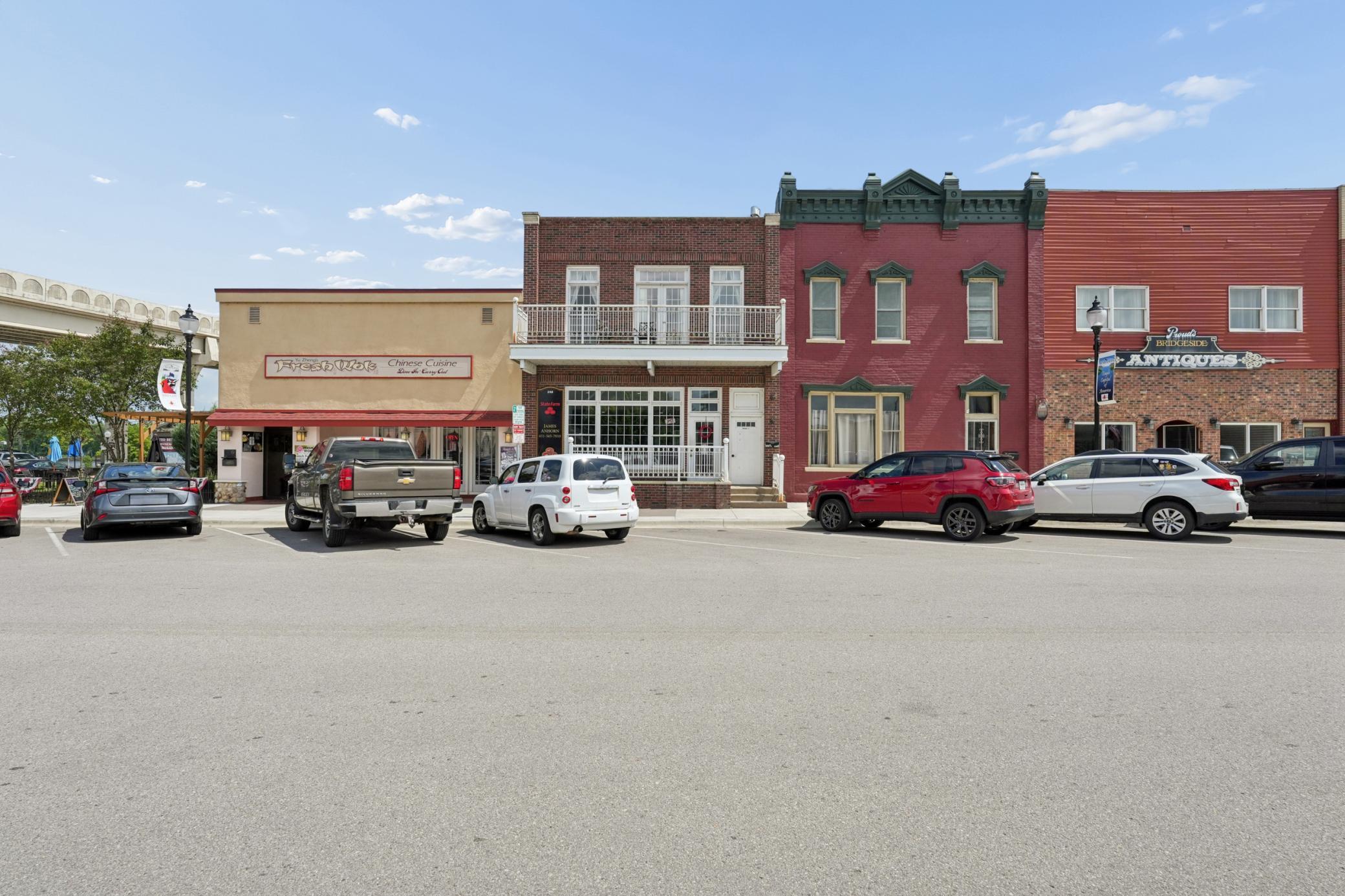 248 Main Street W - Photo 3