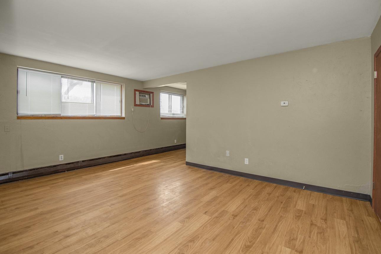 165 Wheelock Parkway W