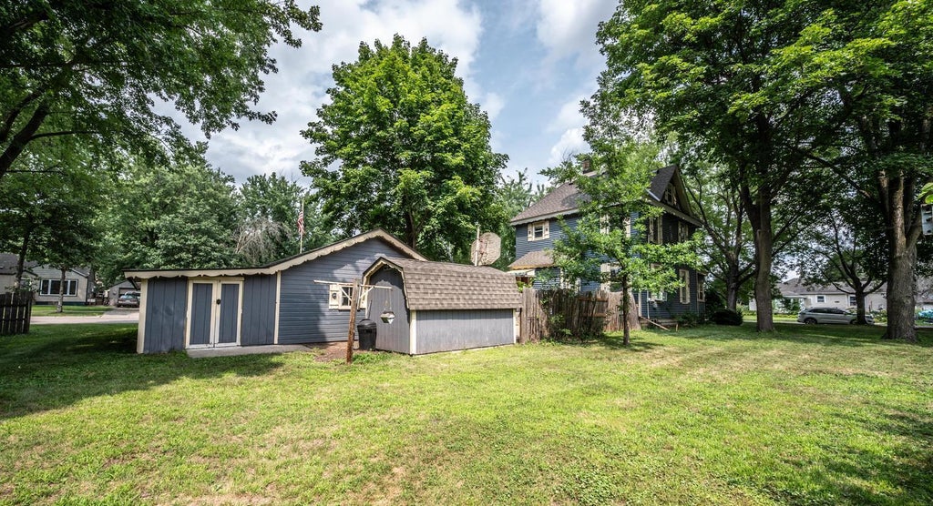 Photo of 300 7th Street, Farmington, MN 55024 (MLS # 7115605)