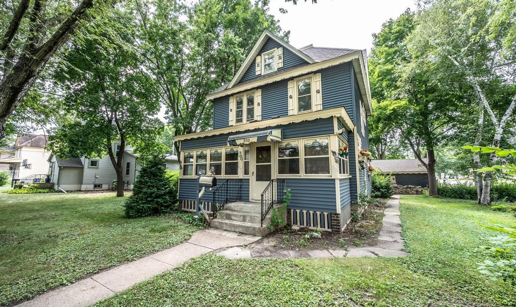 Photo of 300 7th Street, Farmington, MN 55024 (MLS # 7115605)