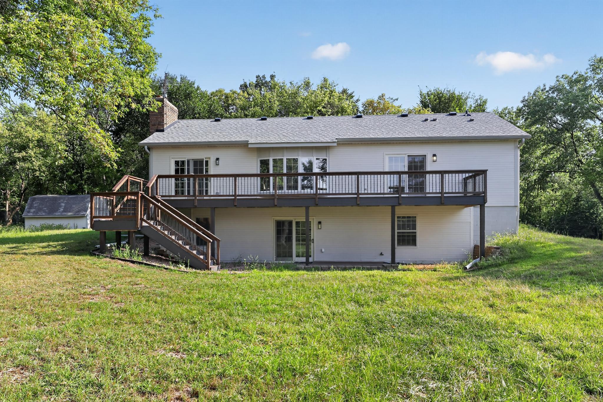 10489 Barnes Way