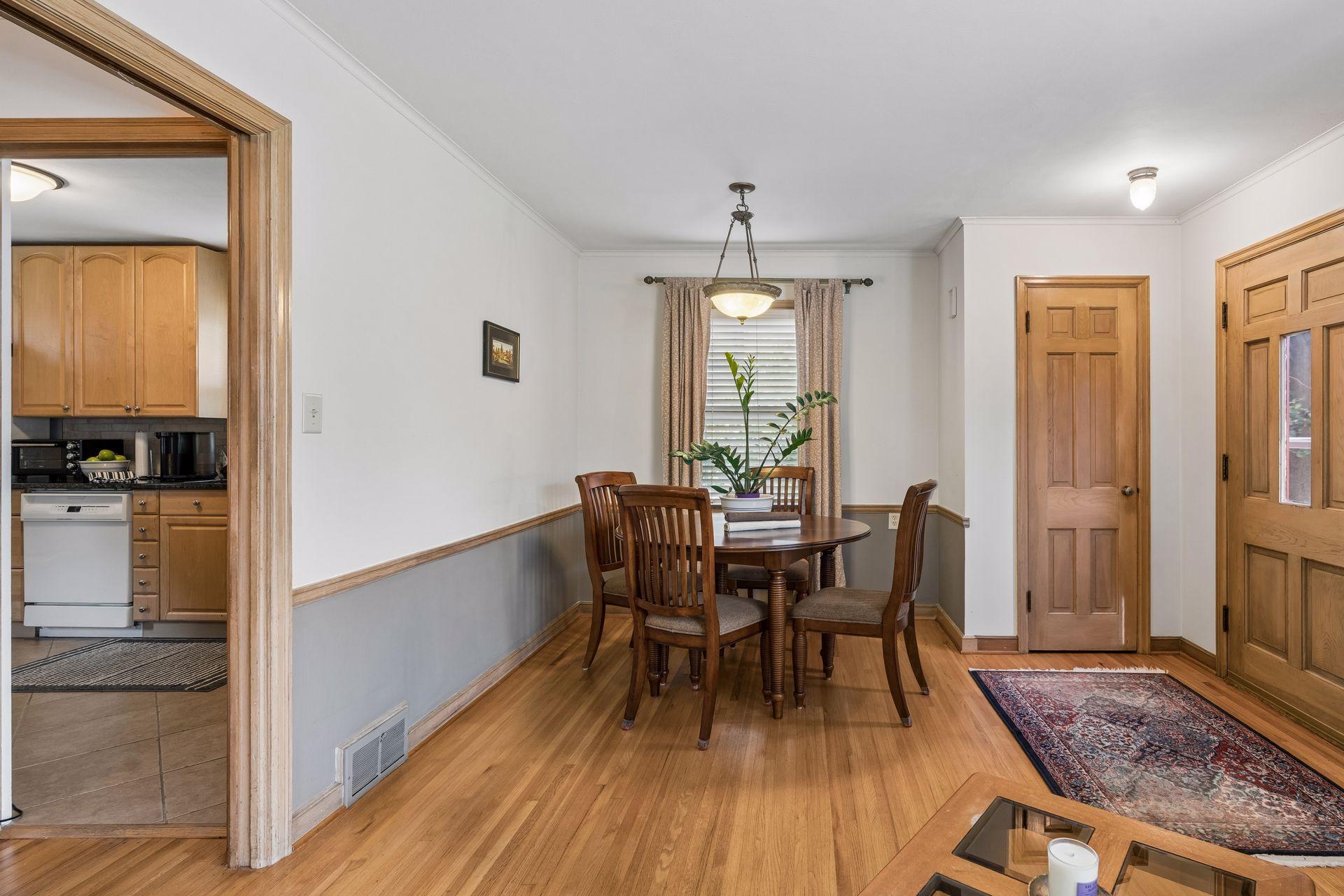 2245 Highland Parkway