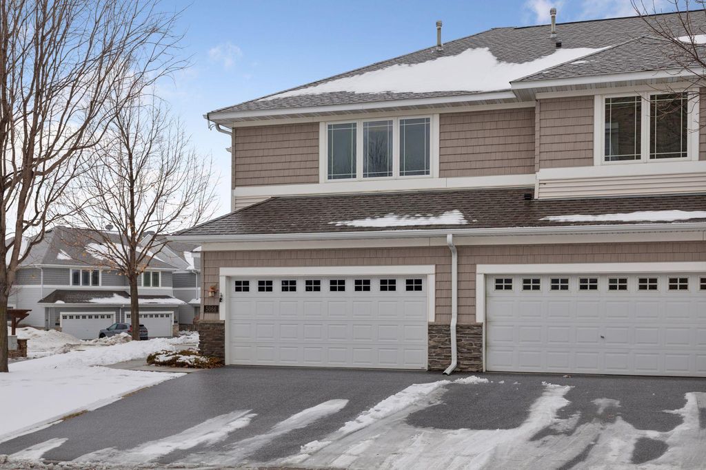 Photo of 5066 Yuma Lane N, Minneapolis, MN 55446 (MLS # 7031122)