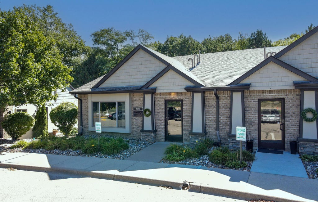Photo of 5770 Blackshire Path, Inver Grove Heights, MN 55076 (MLS # 7148014)