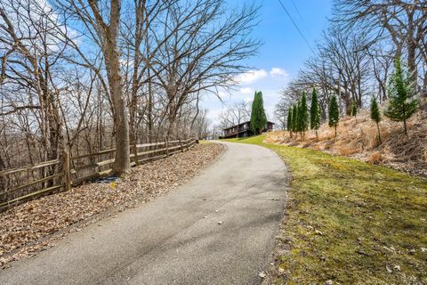 17125 Stodola Road Minnetonka MN 55345
