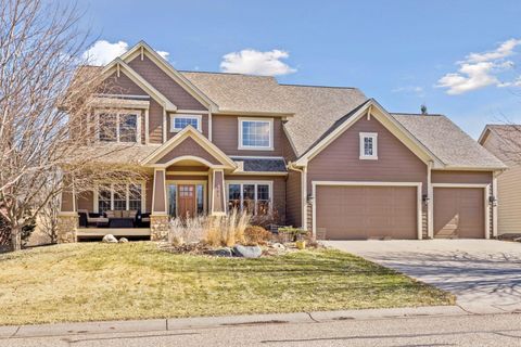 1681 Deephaven Drive Woodbury MN 55129