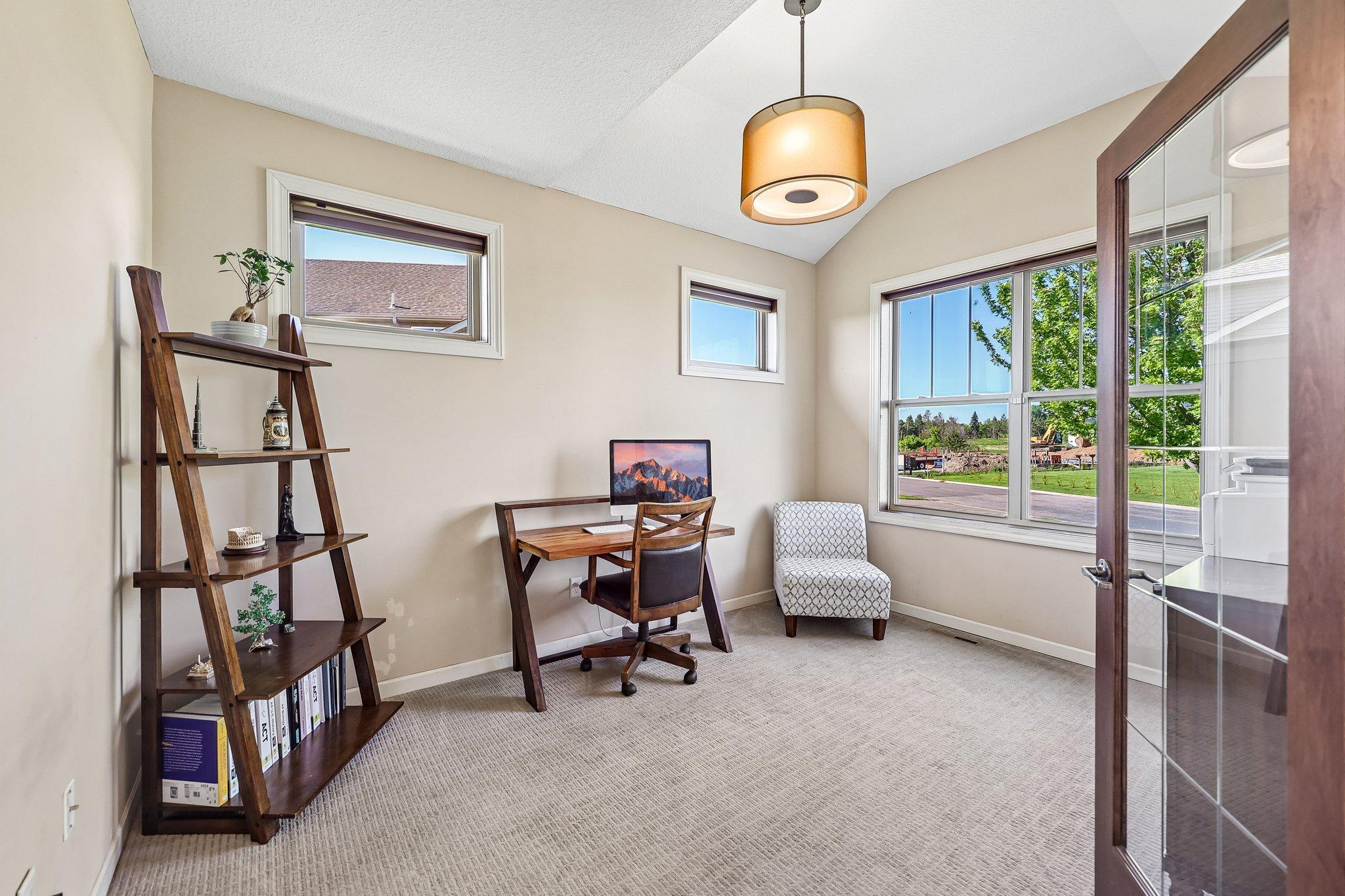643 Parkside Court
