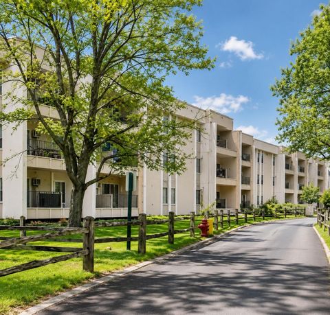 Photo of 4110 Rahn Road #323, Eagan, MN 55122 (MLS # 7076926)