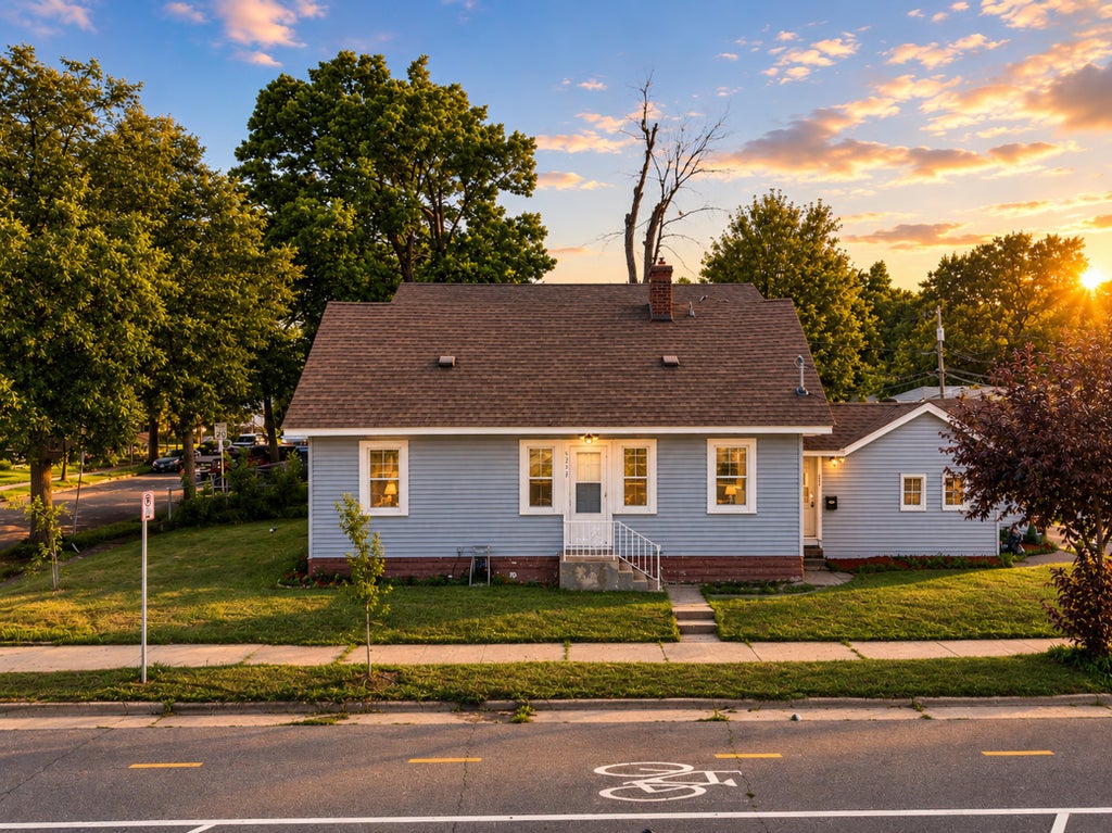 Photo of 5253 N 6th Street, Minneapolis, MN 55430 (MLS # 7109155)