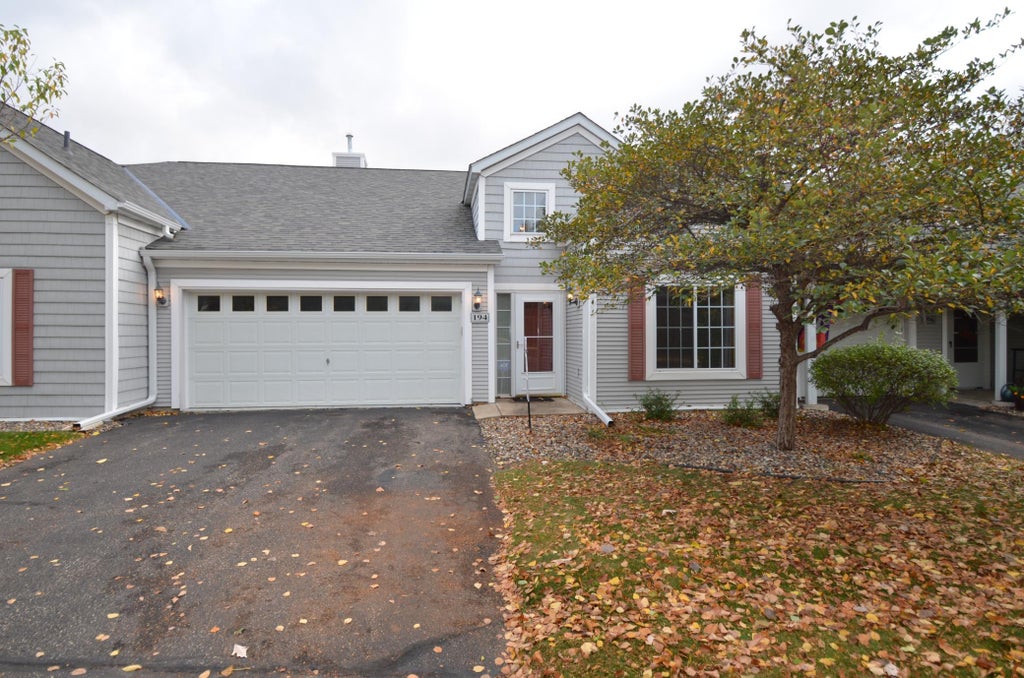 Photo of 194 Emerson Avenue E, West Saint Paul, MN 55118 (MLS # 7161307)