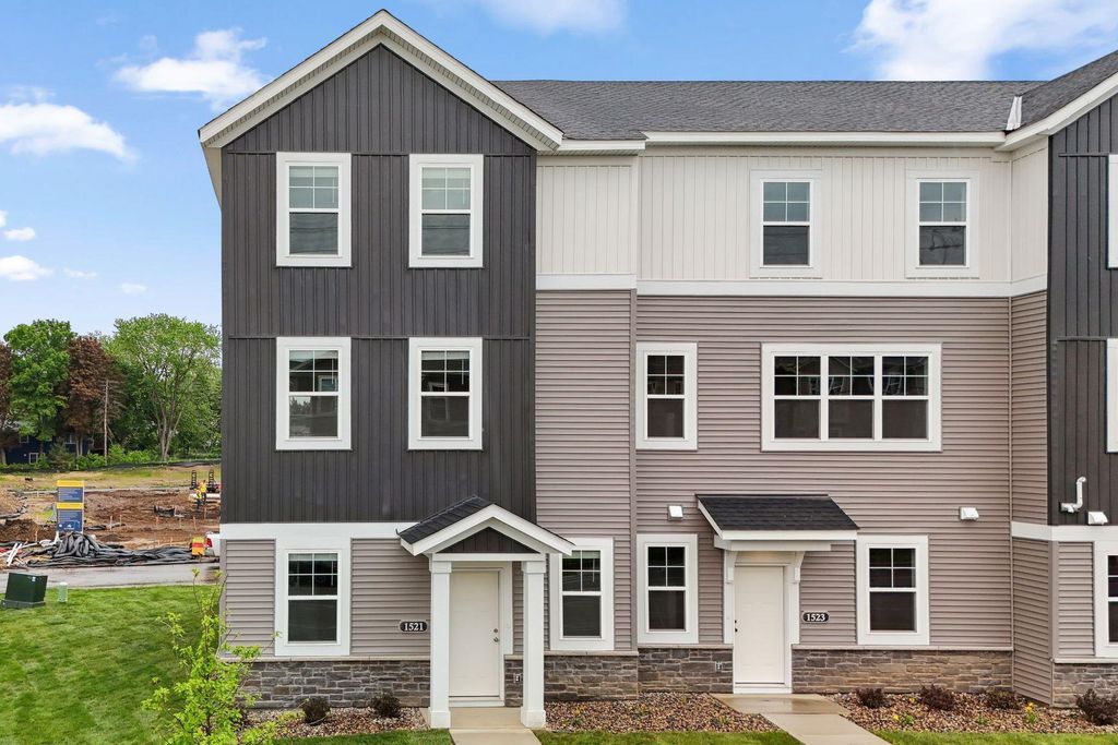 Photo of 1517 Trellis Lane, West Saint Paul, MN 55118 (MLS # 7066597)