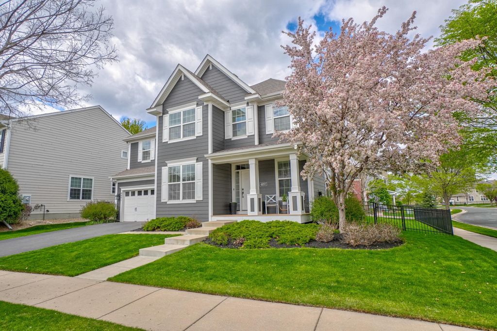 Photo of 4891 159th Street W, Apple Valley, MN 55124 (MLS # 7069170)