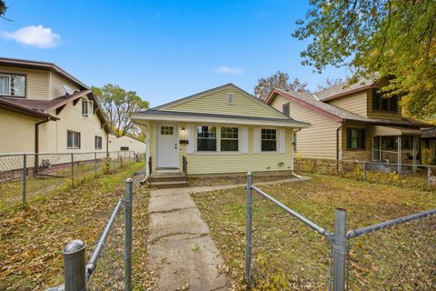 Photo of 4110 Irving Avenue N, Minneapolis, MN 55412 (MLS # 6811263)