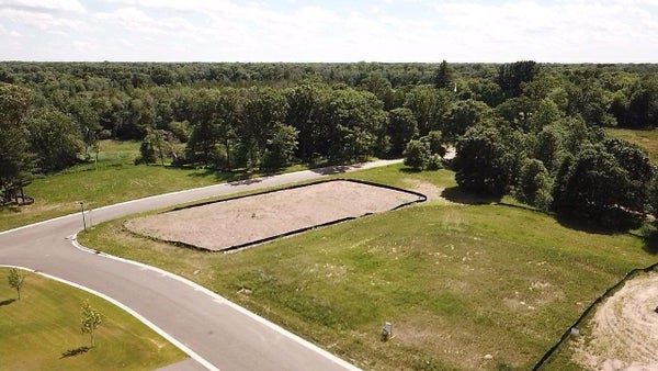 17938 STAPLES ST NE, ANDOVER, MN 55304 - Image eee2df52c03c44a6a162ee4e0a1c0a66/25818195