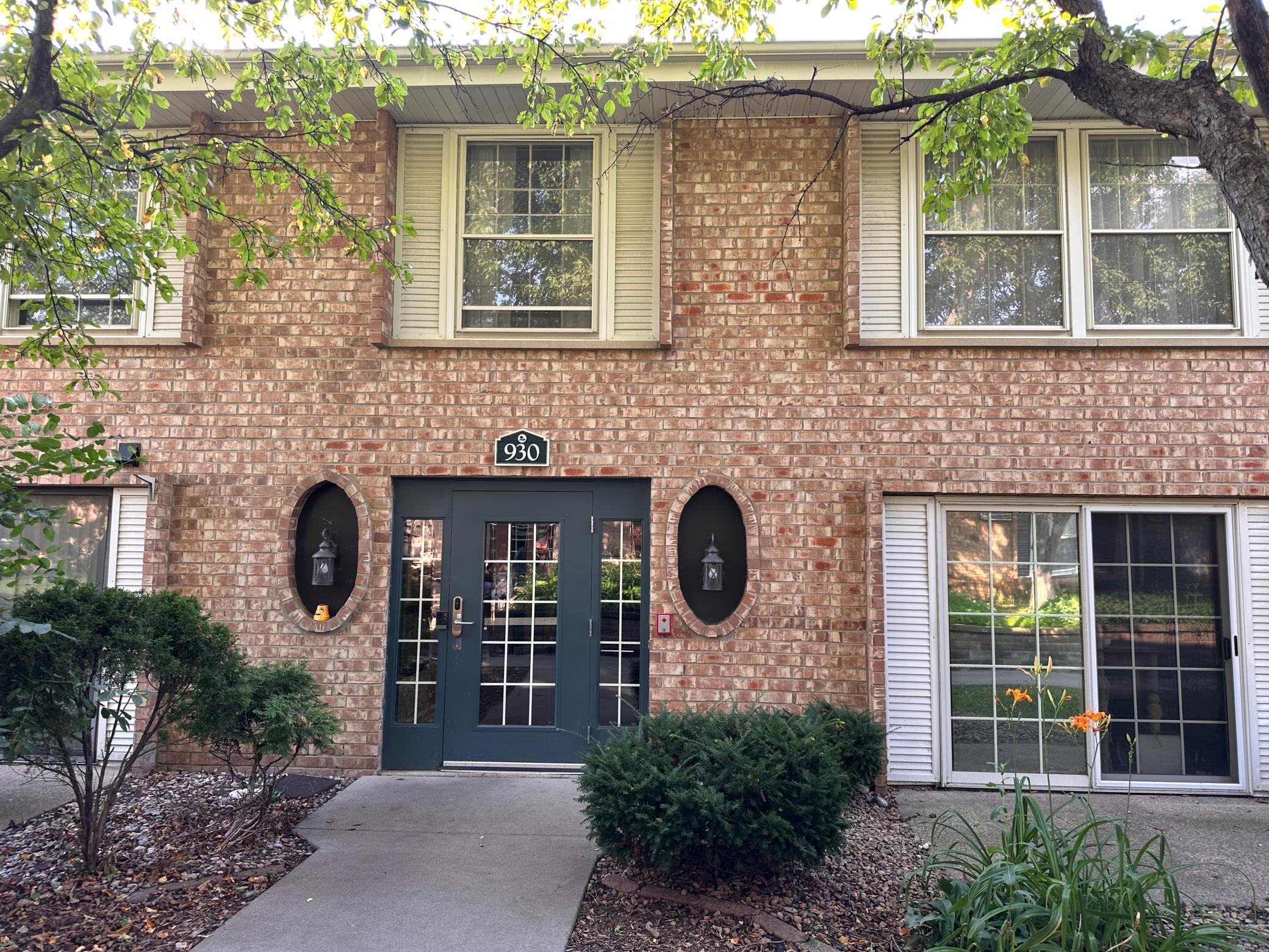930 Westbrooke Way 5