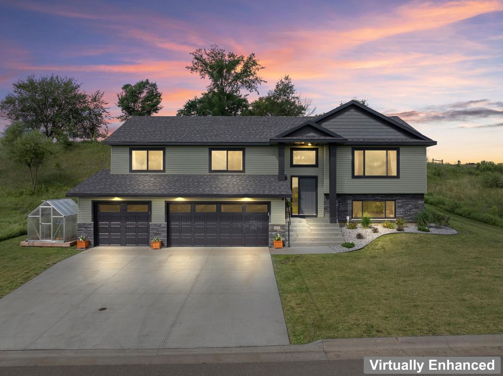 Photo of 600 Mulligan Drive, Zumbrota, MN 55992 (MLS # 7008923)