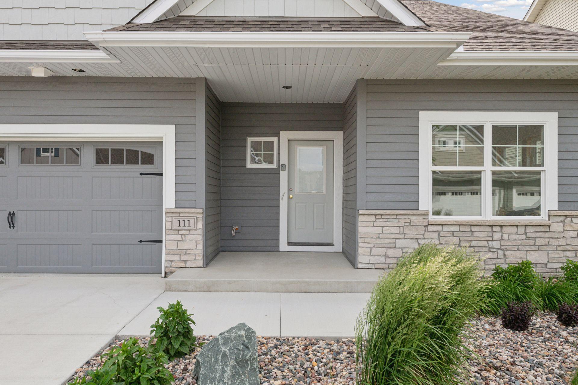 111 Vista Way
