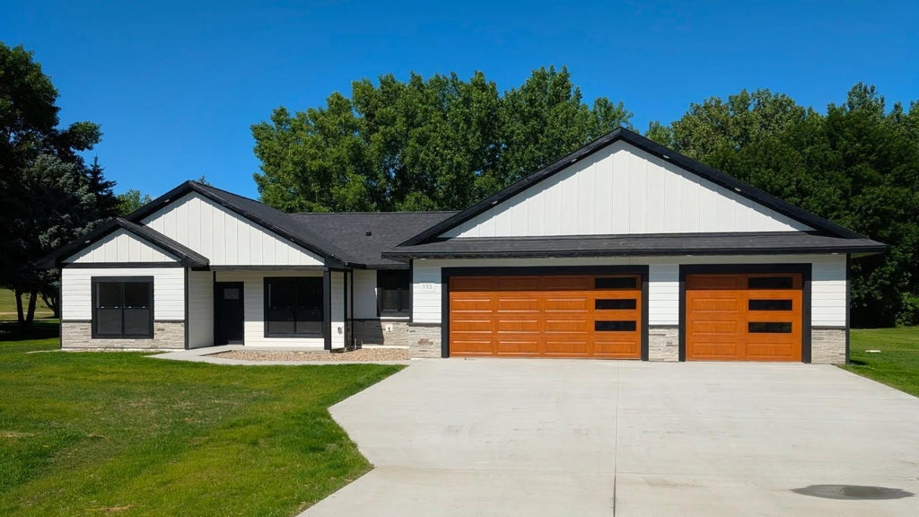 Photo of 113 Par View Estates EST, Montevideo, MN 56256 (MLS # 7102757)