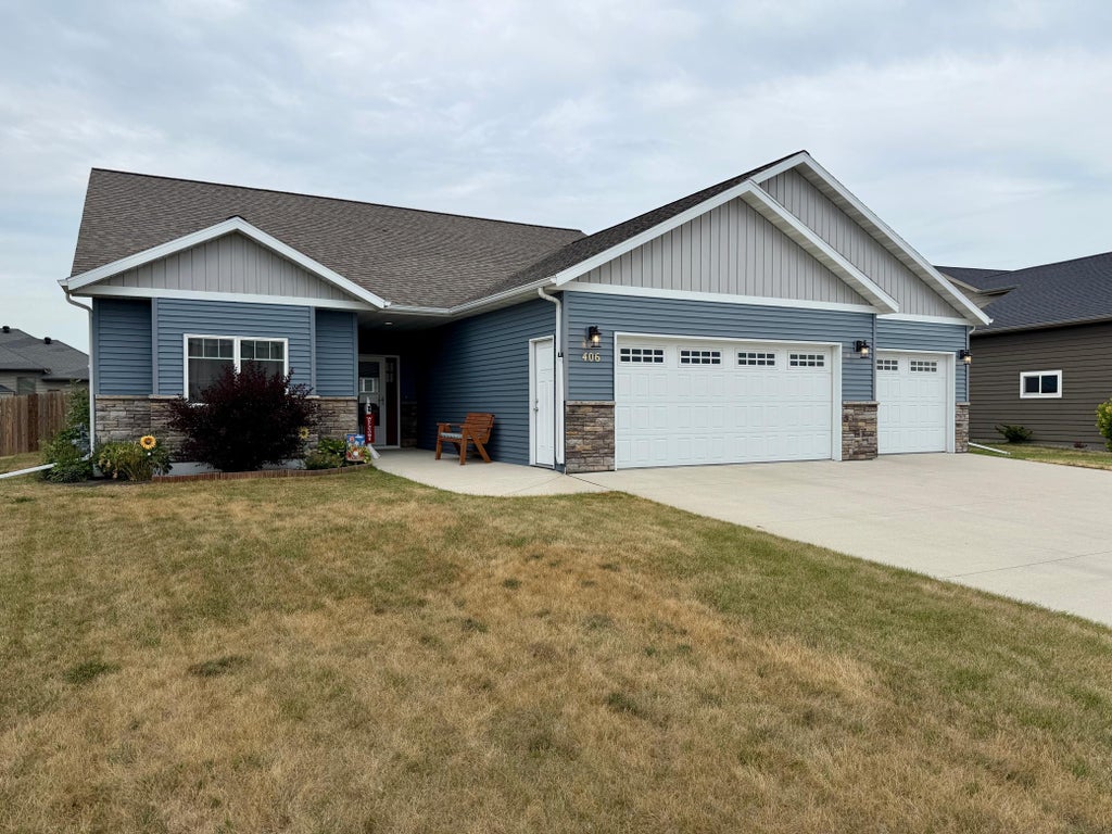 Photo of 406 13th Street NE, Dilworth, MN 56529 (MLS # 7119183)