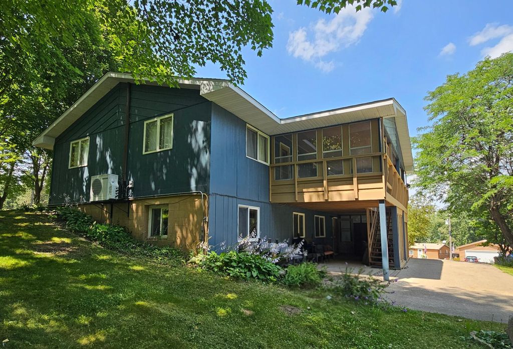 Photo of 23221 Green Acres Drive, Richmond, MN 56368 (MLS # 7111910)