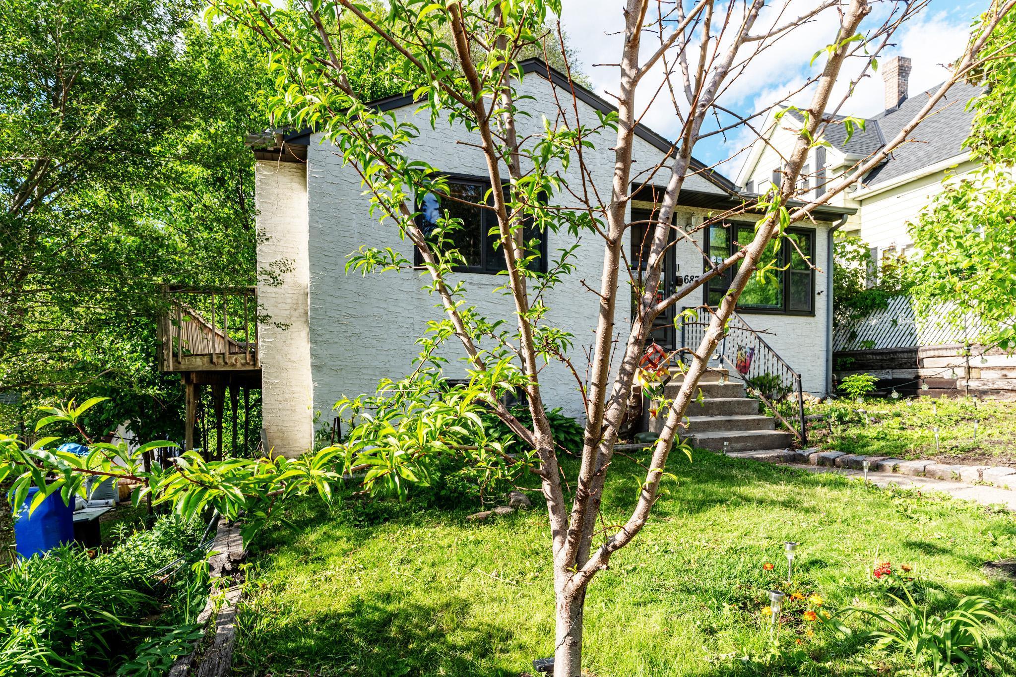687 Jenks Avenue
