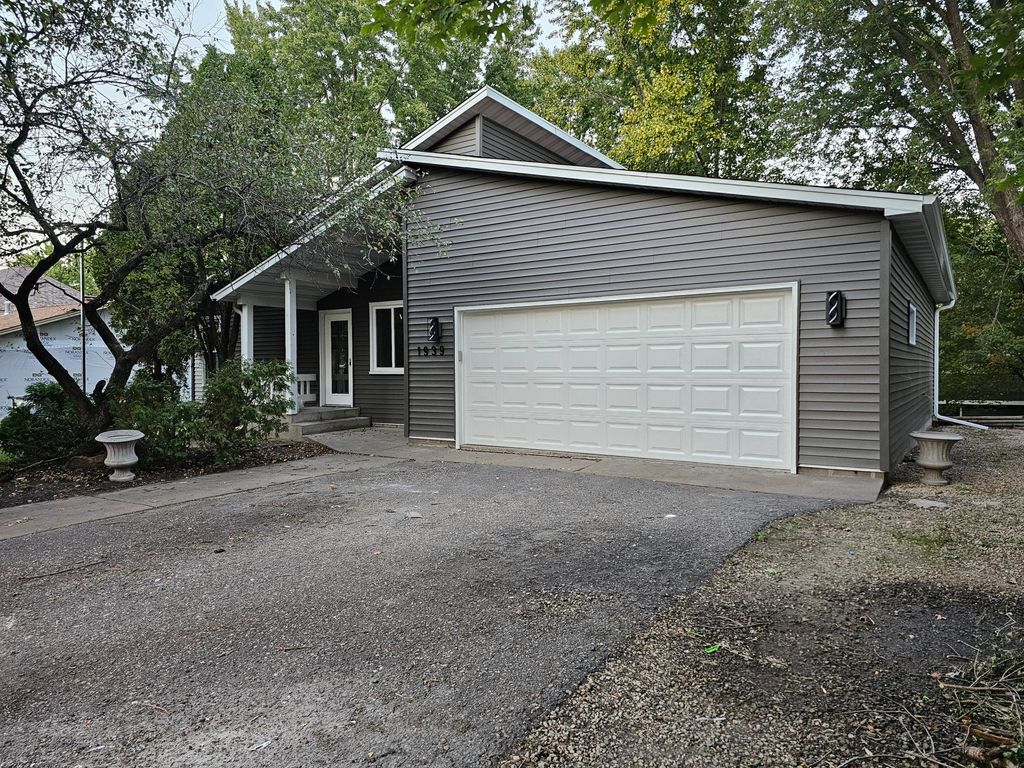 Photo of 1939 Long Lake Road, New Brighton, MN 55112 (MLS # 6826881)