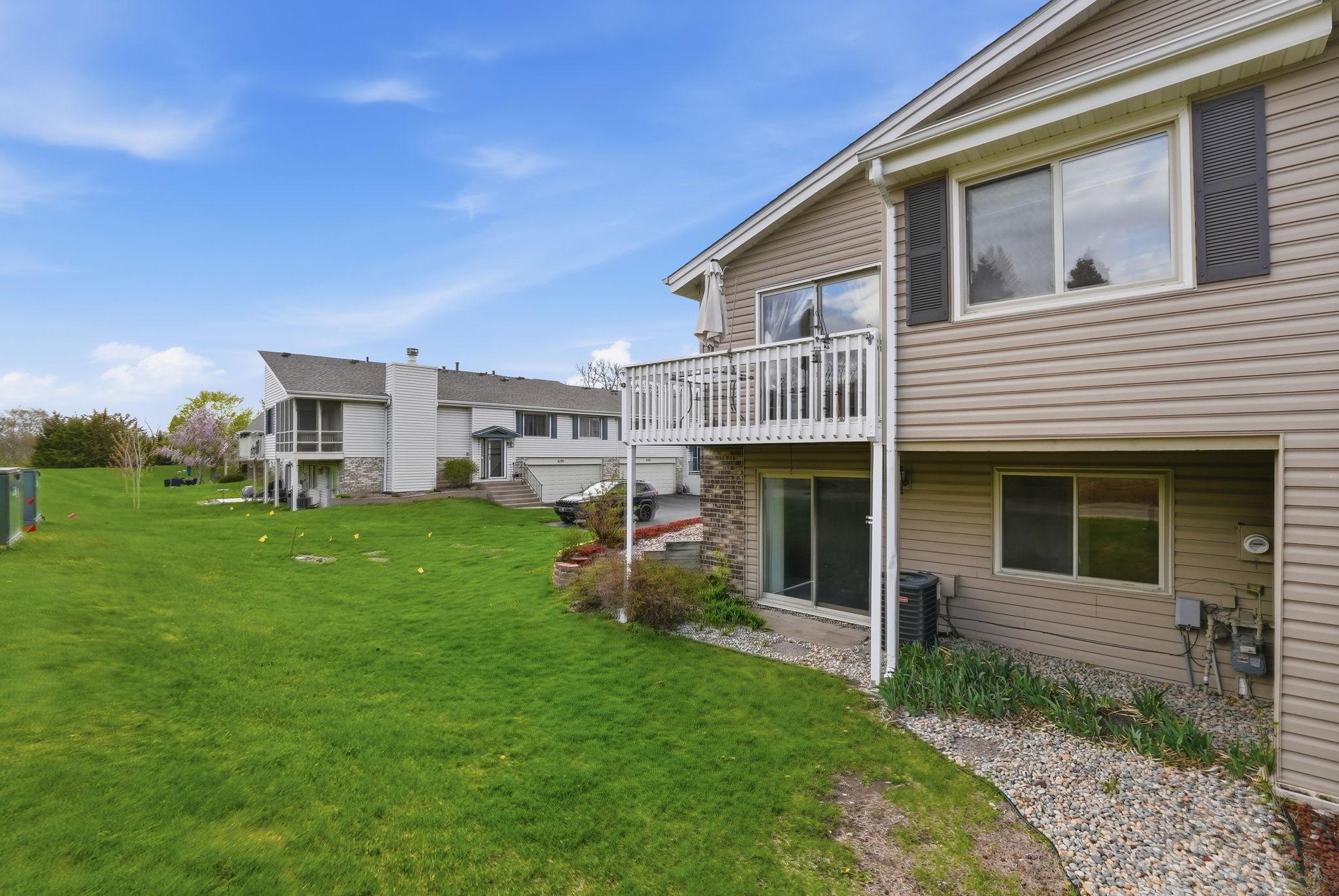 5189 Beachside Drive