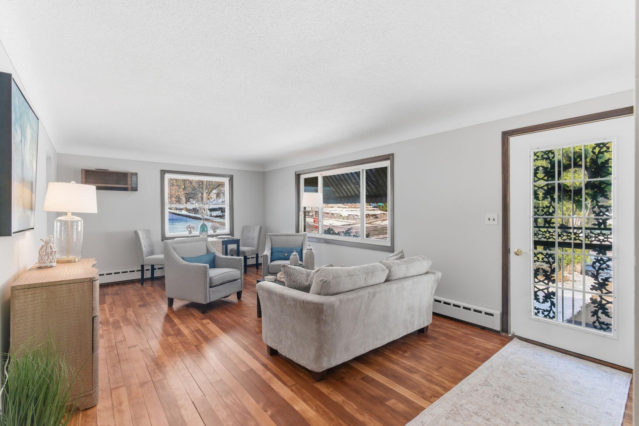 3358 Tyler Street NE