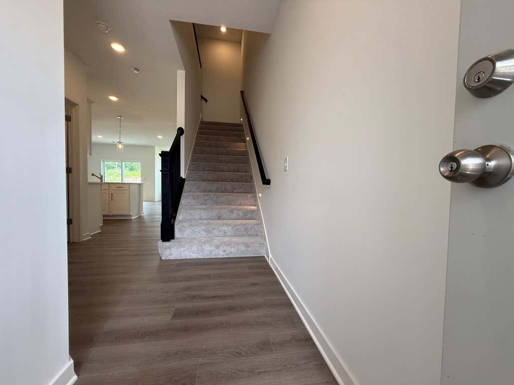 Photo of 14951 Avondale View, Rosemount, MN 55068 (MLS # 7132470)