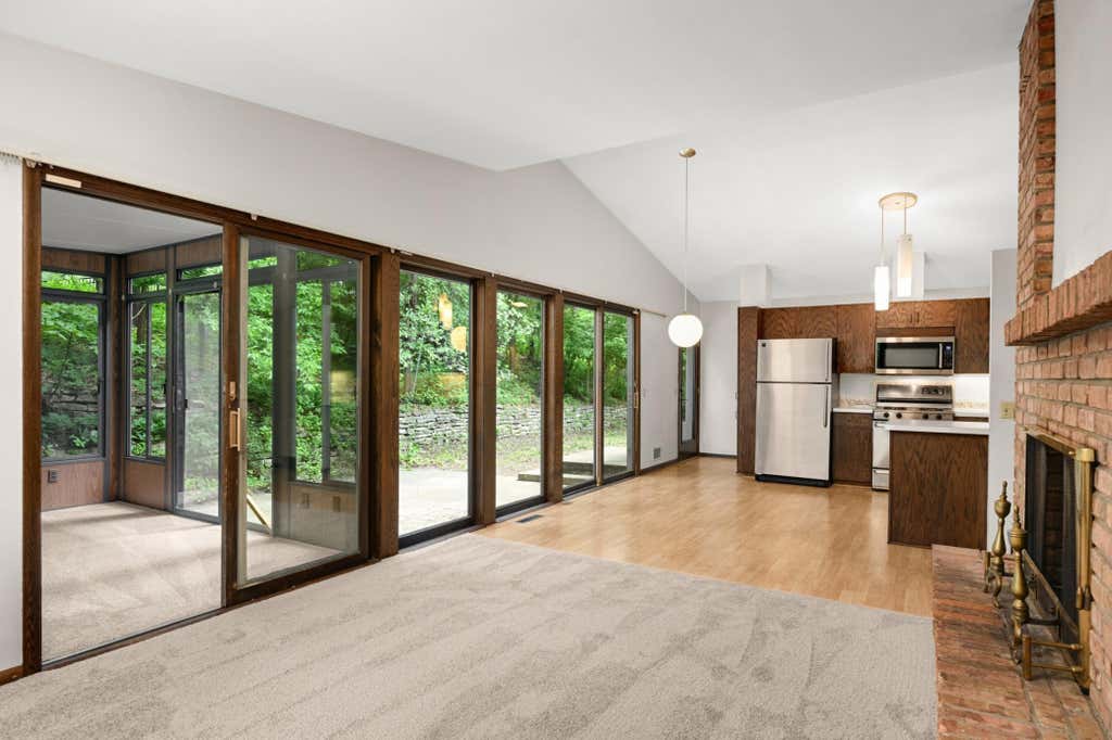 Photo of 4336 Avondale Road, Golden Valley, MN 55416 (MLS # 7088197)