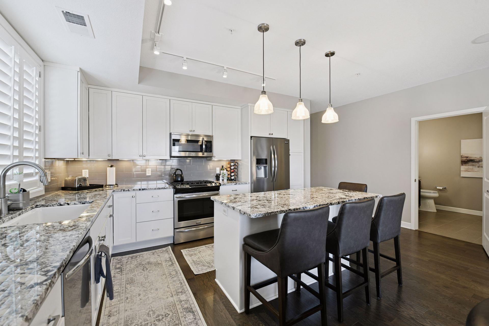 3962 Wooddale Avenue S 201E