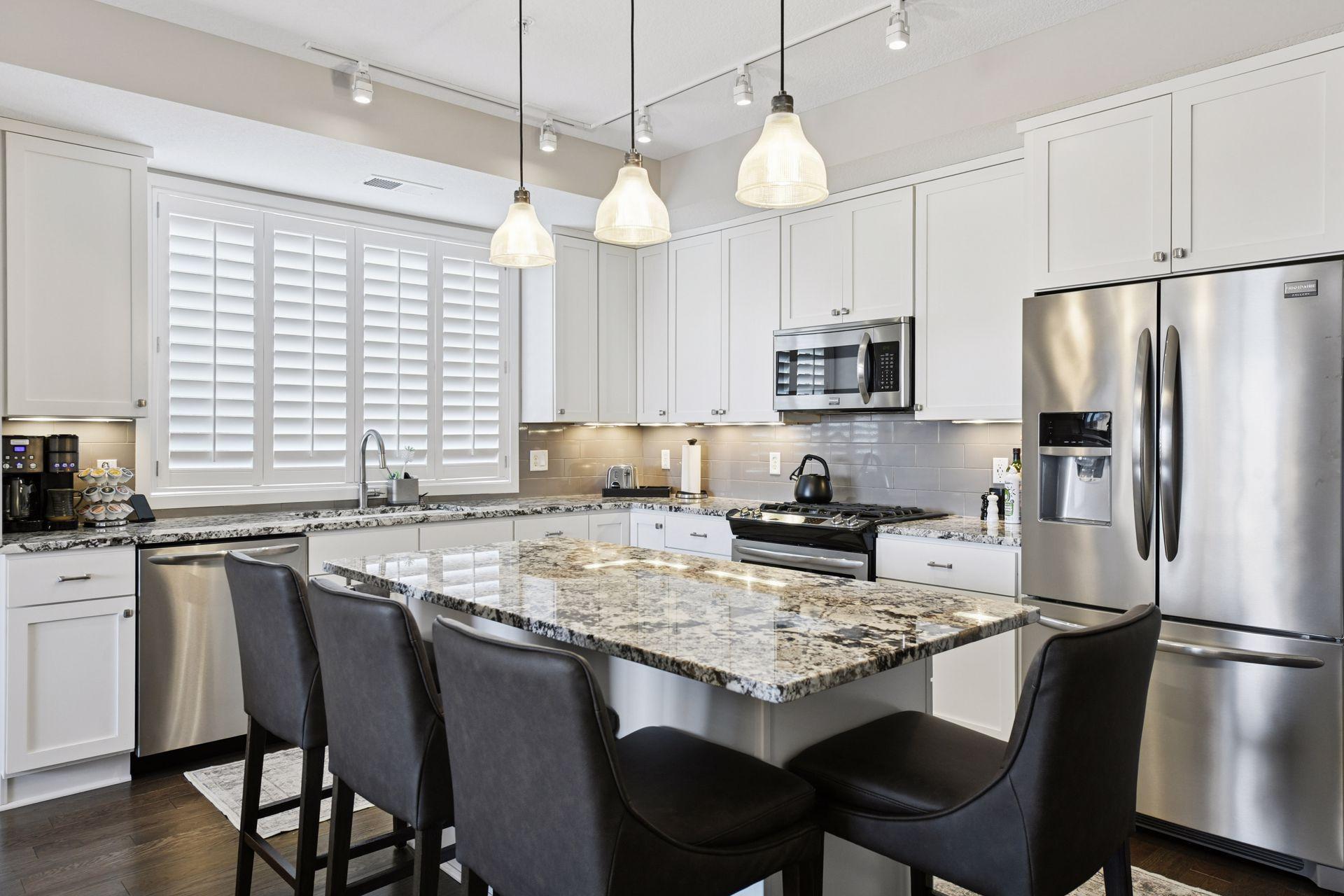 3962 Wooddale Avenue S 201E