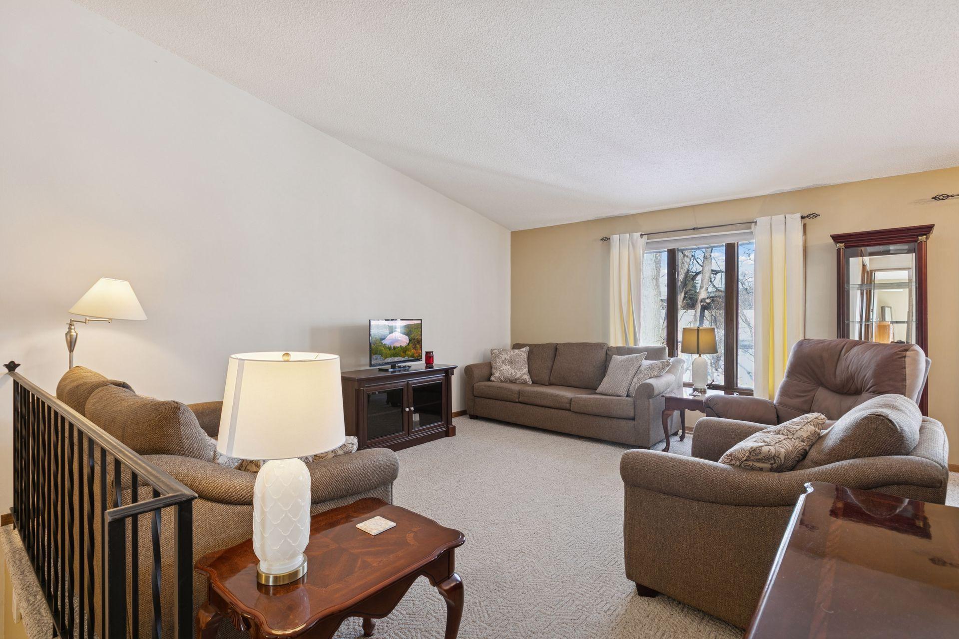 2406 County Road D W 4