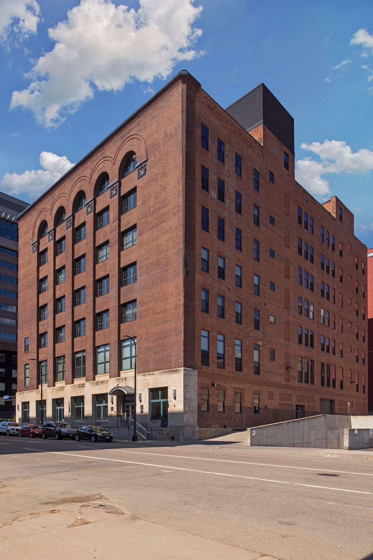 250 Park Avenue 705