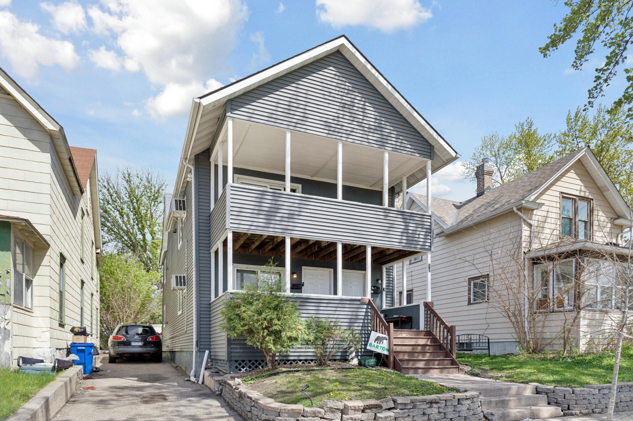 49 Manitoba Avenue