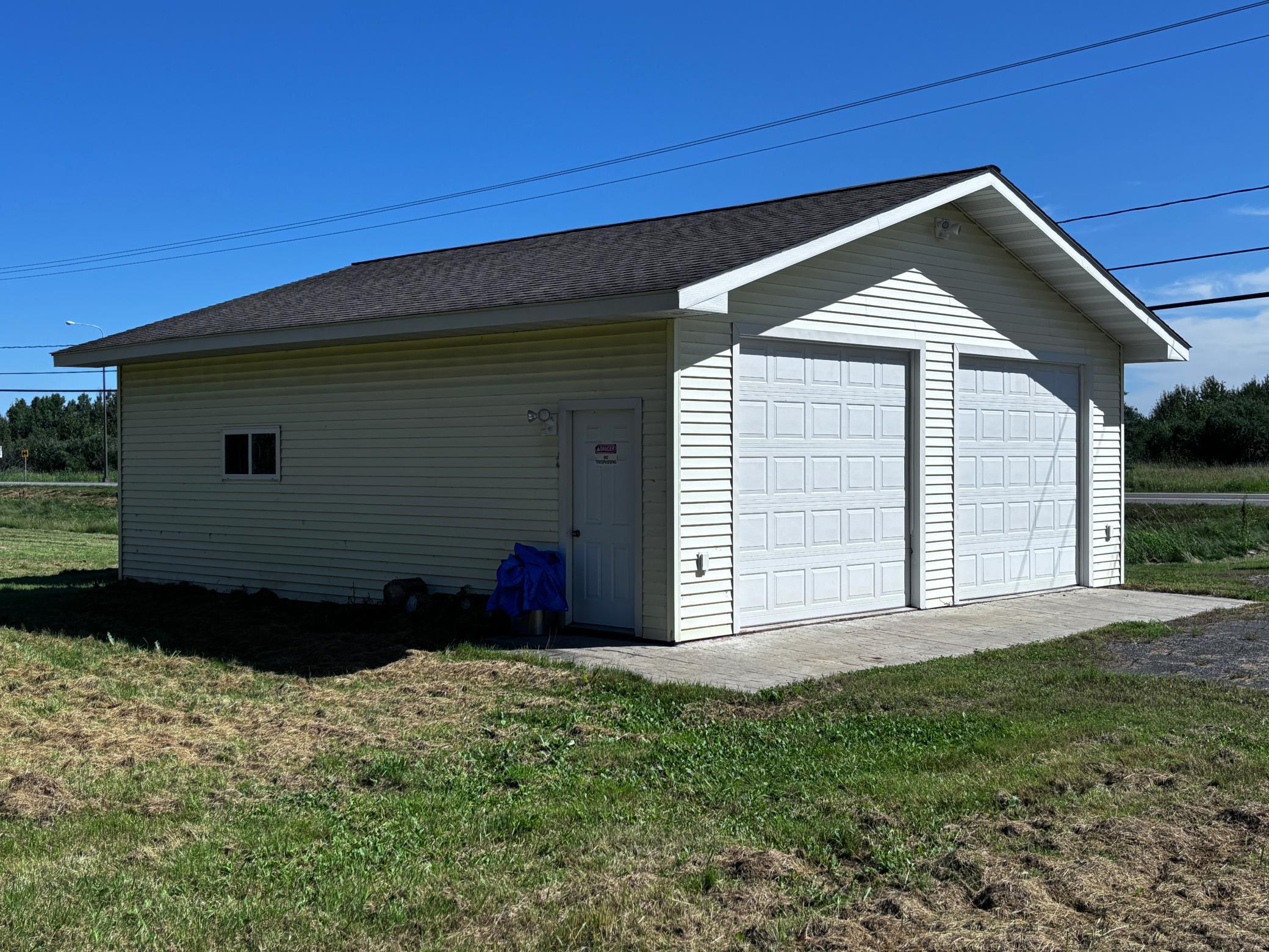 3905 Highway 11