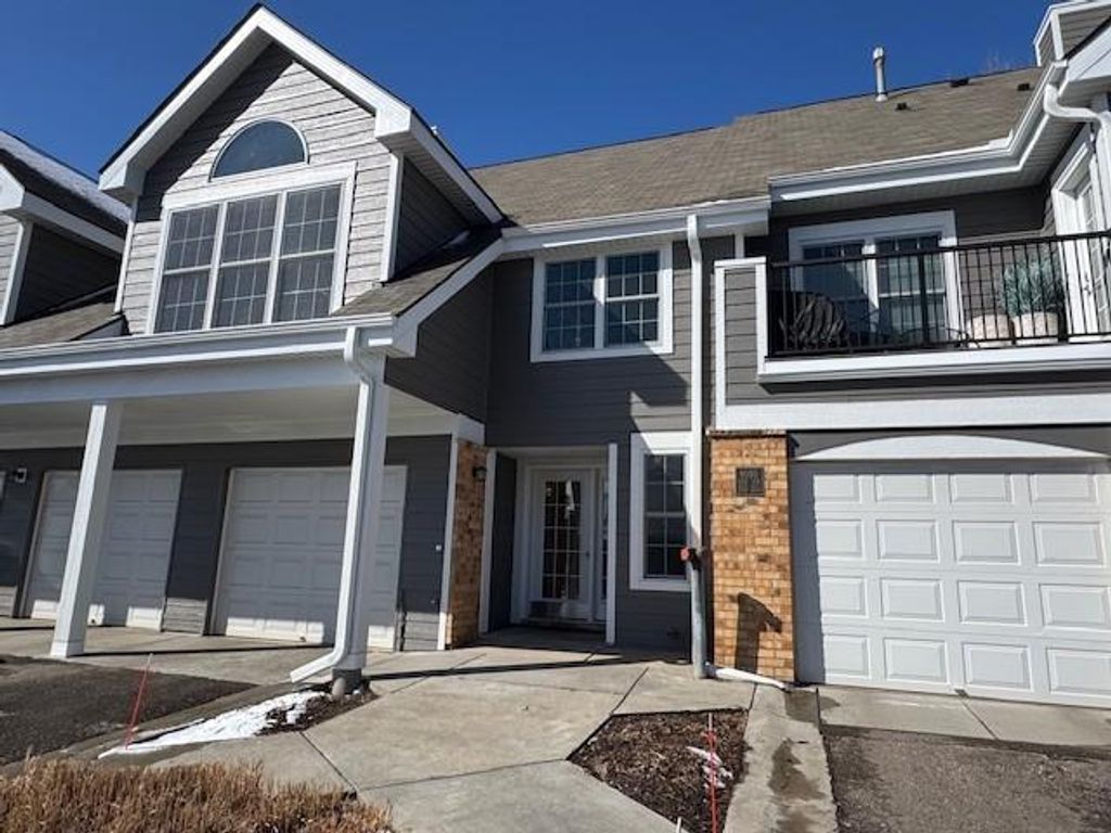 Photo of 6050 Chasewood Parkway #202, Hopkins, MN 55343 (MLS # 7029520)