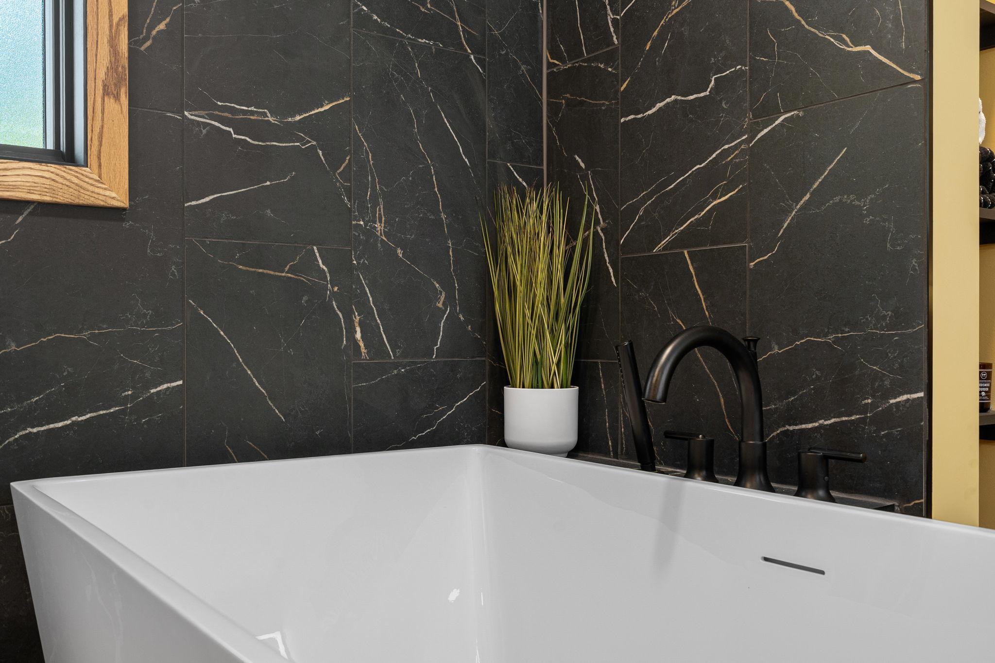 Owatonna, Minnesota 55060, United States, 4 Bedrooms Bedrooms, ,3 BathroomsBathrooms,Residential,Active,202143