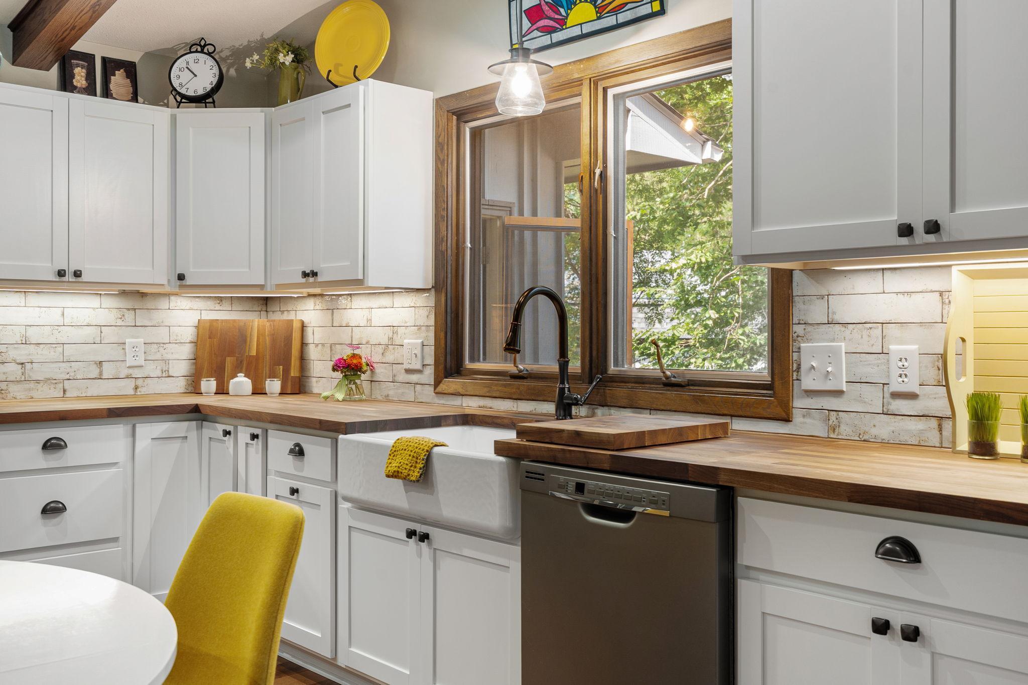 Owatonna, Minnesota 55060, United States, 4 Bedrooms Bedrooms, ,3 BathroomsBathrooms,Residential,Active,202143