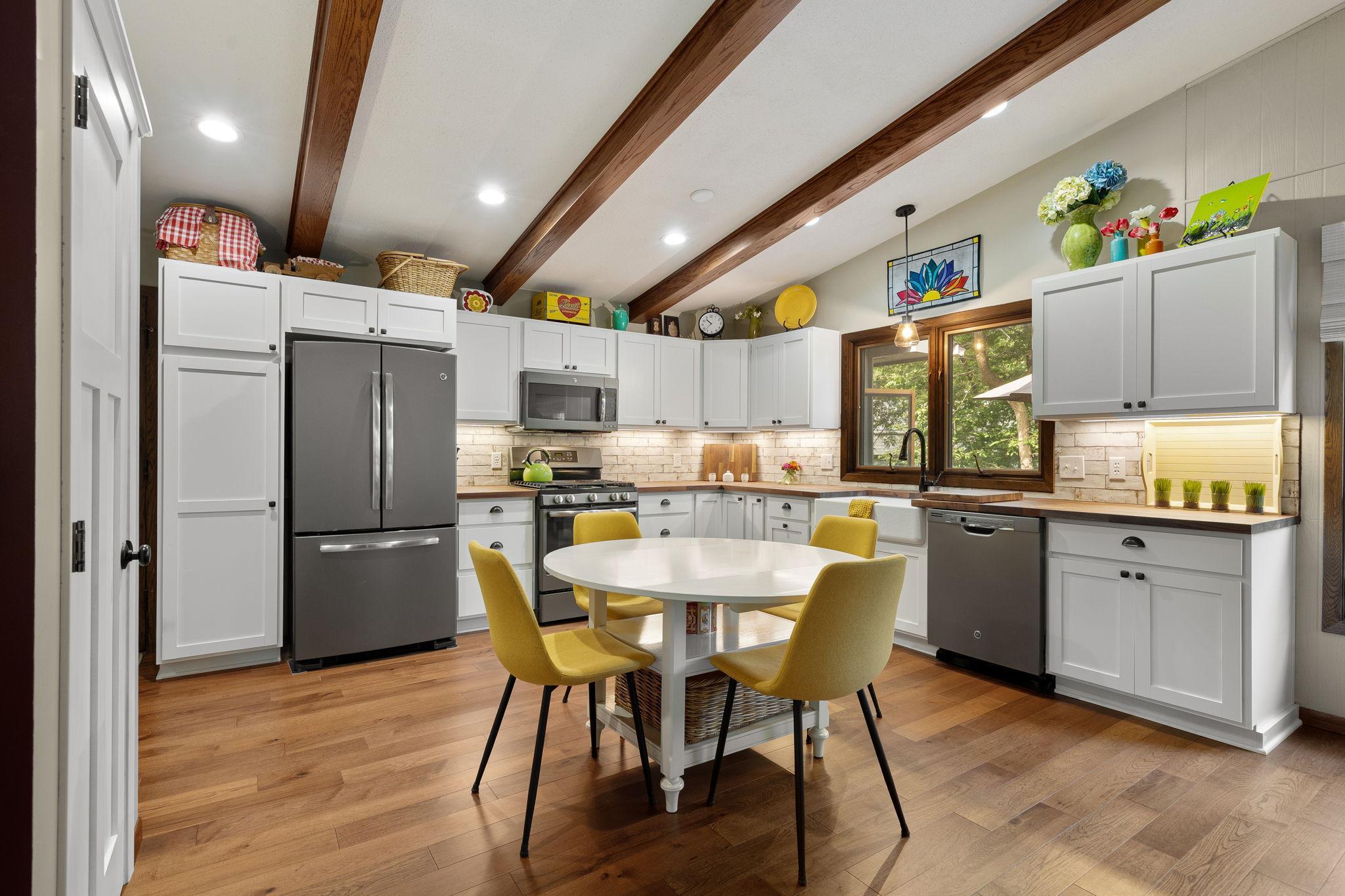 Owatonna, Minnesota 55060, United States, 4 Bedrooms Bedrooms, ,3 BathroomsBathrooms,Residential,Active,202143