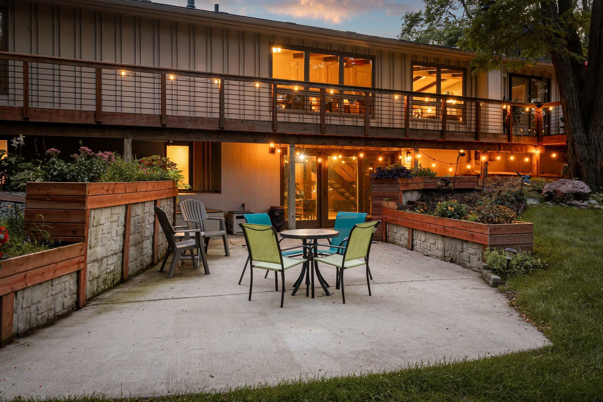 Owatonna, Minnesota 55060, United States, 4 Bedrooms Bedrooms, ,3 BathroomsBathrooms,Residential,Active,202143